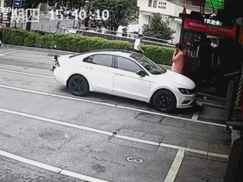 事故が起きた中国の立体駐車場